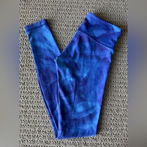 Lululemon Womens Leggings.. Size 4